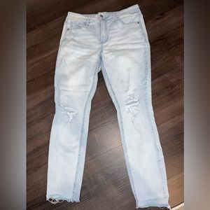 Light wash super skinny jeans!